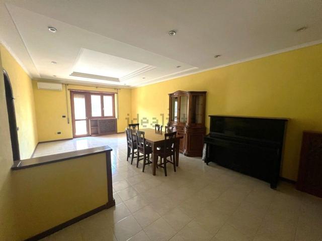 Appartamento in vendita di 135 m² in Via Balzola, 2