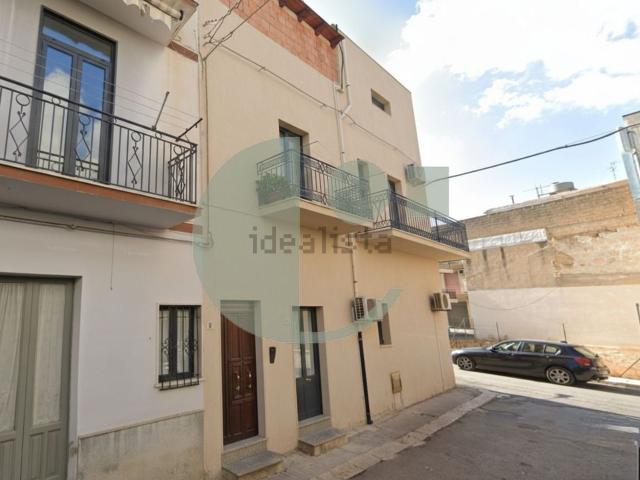 Appartamento in vendita di 135 m² in Via Bers. E. Toti, 3