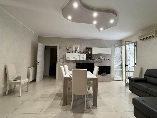 Appartamento in vendita di 135 m² in Via G. Meli, 1