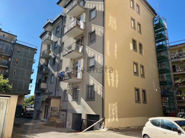 Appartamento in vendita di 135 m² in Via G. Pascoli, 126
