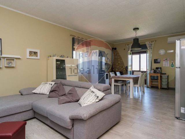 Appartamento in vendita di 135 m² in Via Giubileo 2000, 14