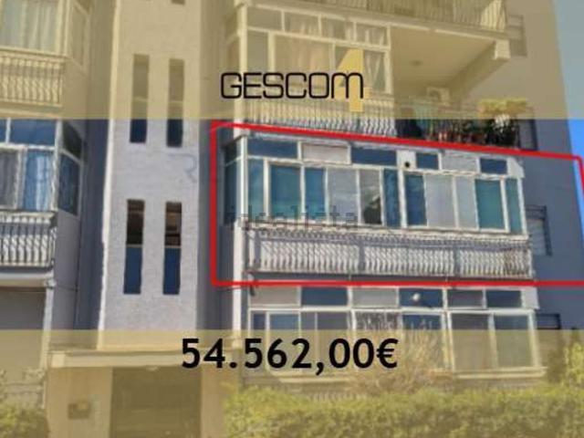 Appartamento in vendita di 135 m² in Via Giuseppe di Vittorio
