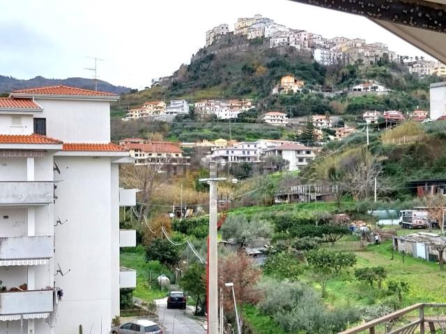 Appartamento in vendita di 135 m² in Via Giuseppe Fiorillo, 31