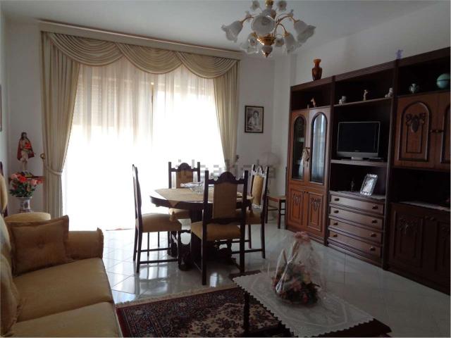 Appartamento in vendita di 135 m² in Via Giuseppe Mazzini, 17