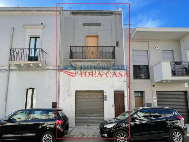 Appartamento in vendita di 135 m² in Via Giuseppe Mazzini