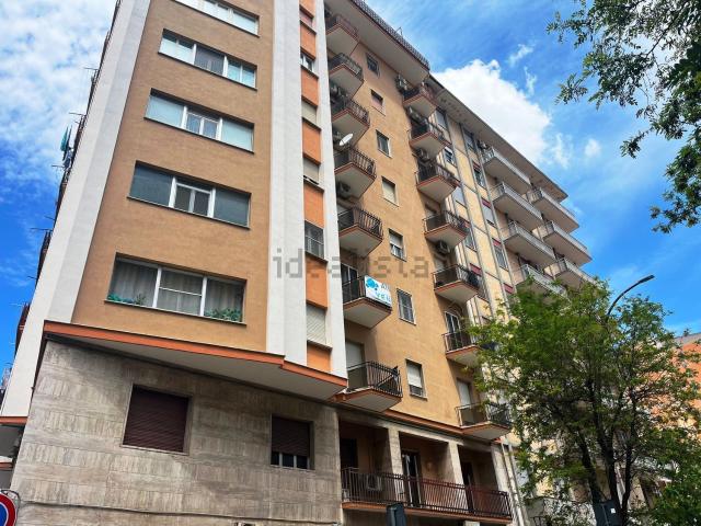 Appartamento in vendita di 135 m² in Via Giacomo Matteotti, 86