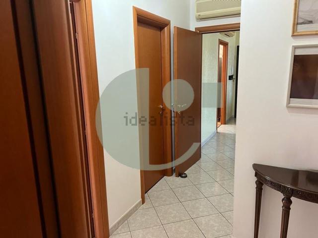 Appartamento in vendita di 135 m² in Via Giacinto Menotti Serrati