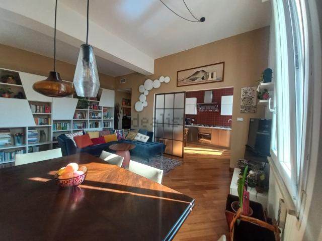 Appartamento in vendita di 135 m² in Via Giovanni Amendola, 6