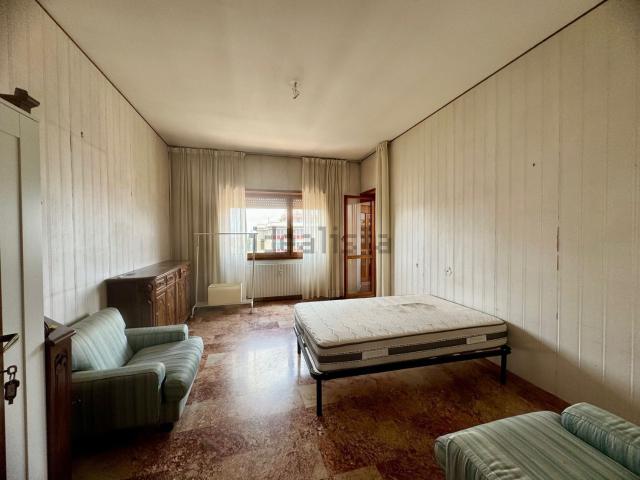 Appartamento in vendita di 135 m² in Via Giovanni del Pian dei Carpini