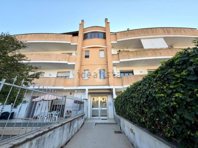 Appartamento in vendita di 135 m² in Via Giovanni Falcone, 5
