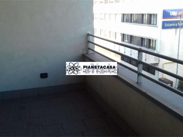 Appartamento in vendita di 135 m² in Via Don Luigi Palazzolo