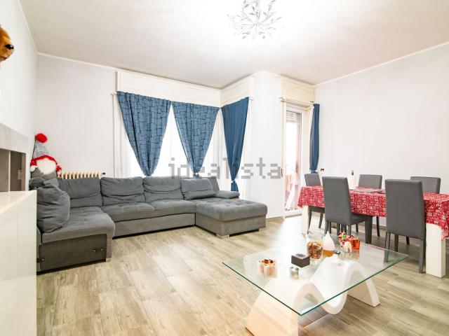 Appartamento in vendita di 135 m² in Via Don Luigi Sturzo, 9