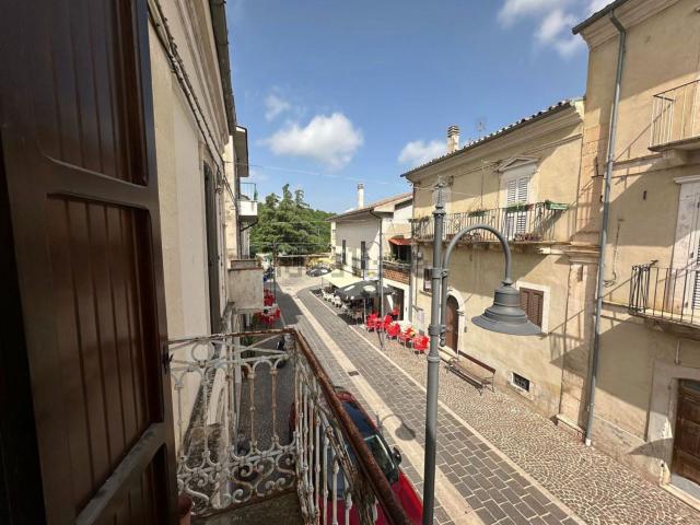 Appartamento in vendita di 135 m² in Via de Horatiis, 32