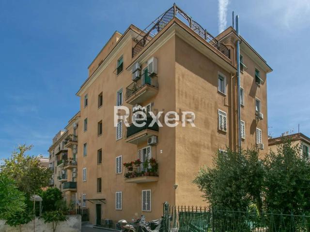 Appartamento in vendita di 135 m² in Via degli Aceri, 97