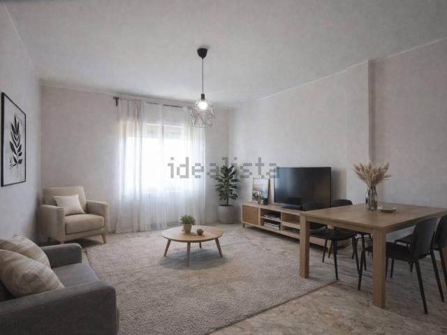 Appartamento in vendita di 135 m² in Via del Circuito, 263