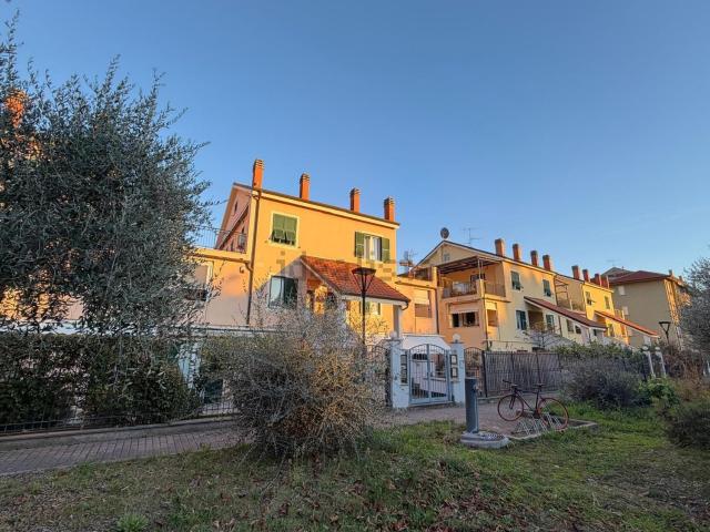 Appartamento in vendita di 135 m² in Via dello Spuntone, 24
