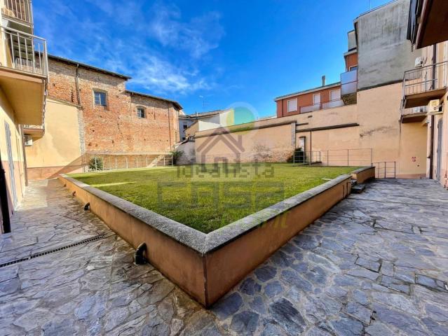 Appartamento in vendita di 135 m² in Via della Chiesa