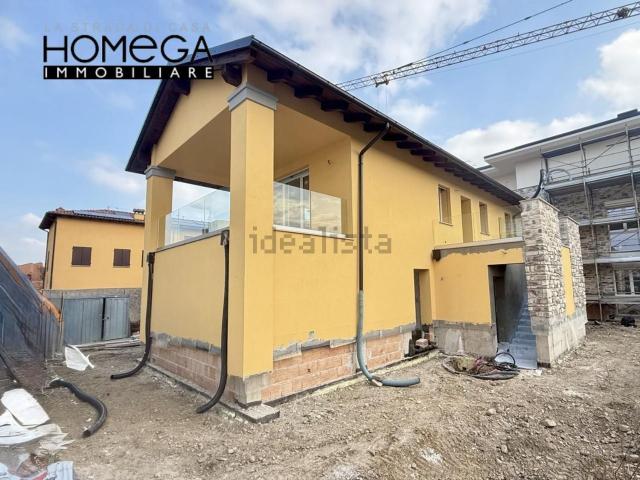 Appartamento in vendita di 135 m² in Via della Bolsenda, 1