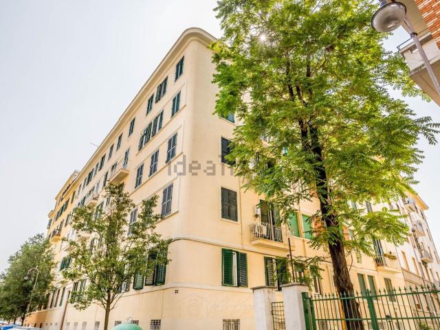 Appartamento in vendita di 135 m² in Via di Sant&apos Erasmo