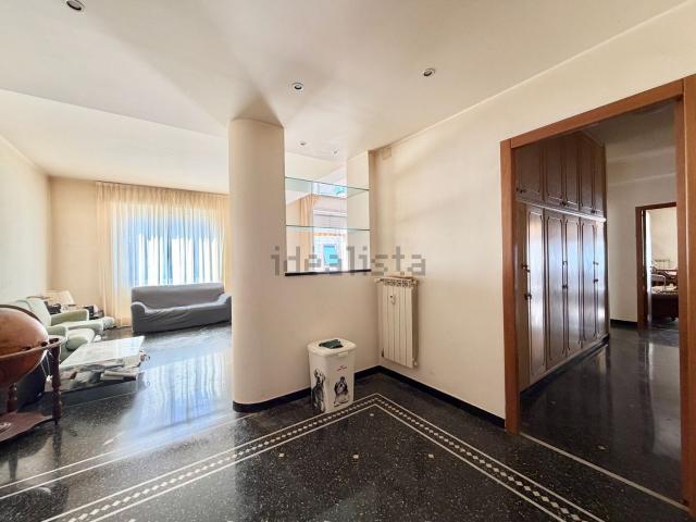 Appartamento in vendita di 135 m² in Via Diciotto Fanciulli