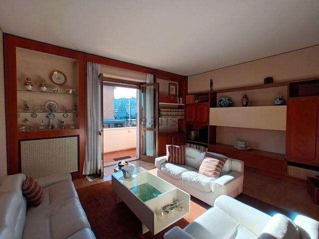 Appartamento in vendita di 135 m² in Via Enrico Butti, 4