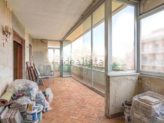 Appartamento in vendita di 135 m² in Via Eugenio Villoresi