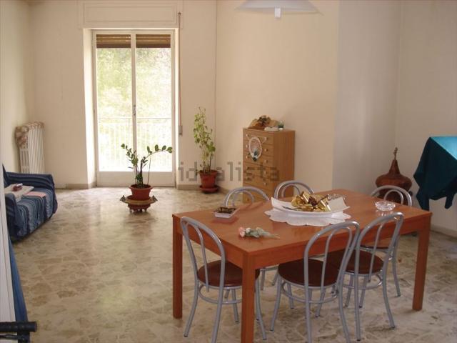 Appartamento in vendita di 135 m² in Via Eugenio Bruno
