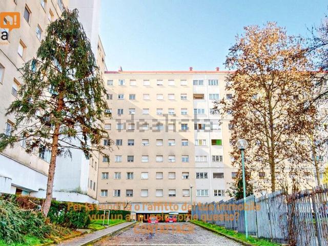 Appartamento in vendita di 135 m² in Via F. R. Lamennais, 13