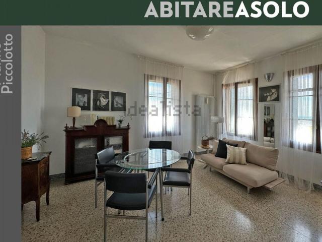 Appartamento in vendita di 135 m² in Via Foresto Vecchio