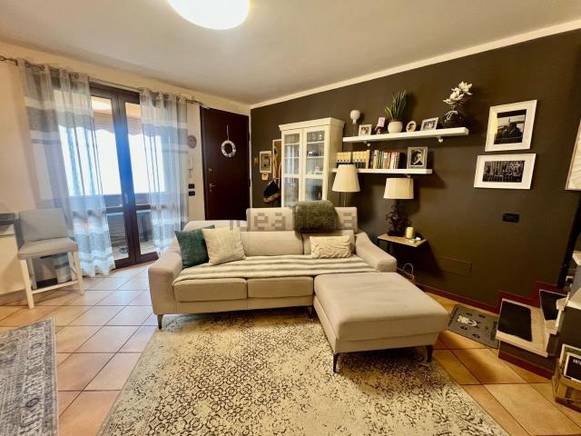 Appartamento in vendita di 135 m² in Via Fausto Rossi
