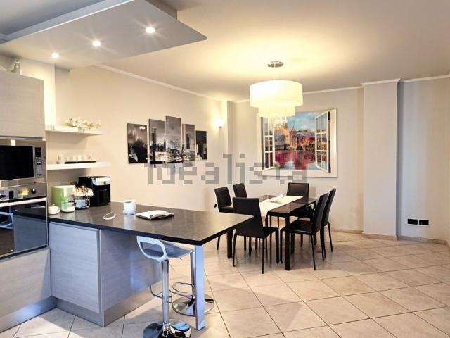 Appartamento in vendita di 135 m² in Via Ferdinando Borrone, 2