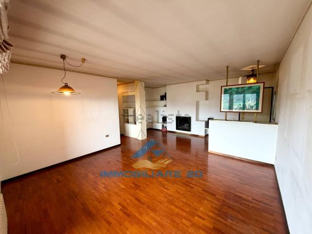 Appartamento in vendita di 135 m² in Via Francesco Paolo Tosti, 78