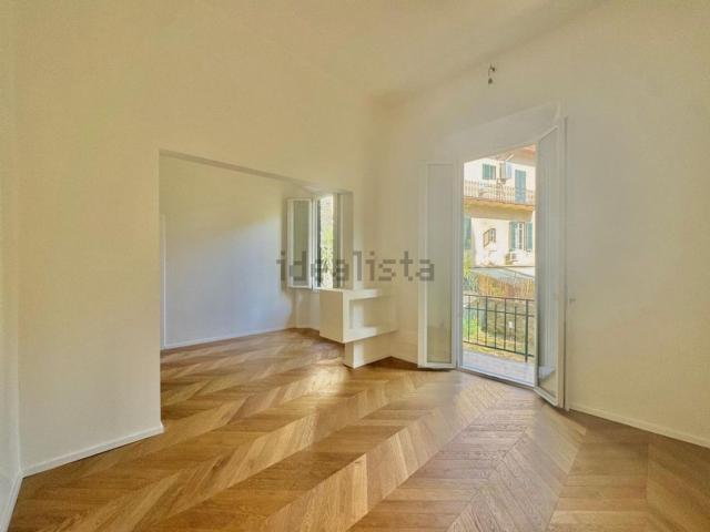 Appartamento in vendita di 135 m² in Via Fratelli Dandolo