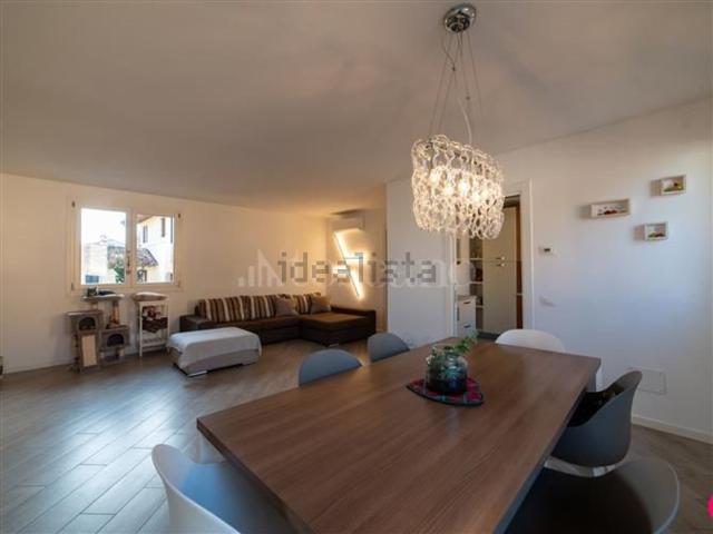 Appartamento in vendita di 135 m² in Via I Maggio