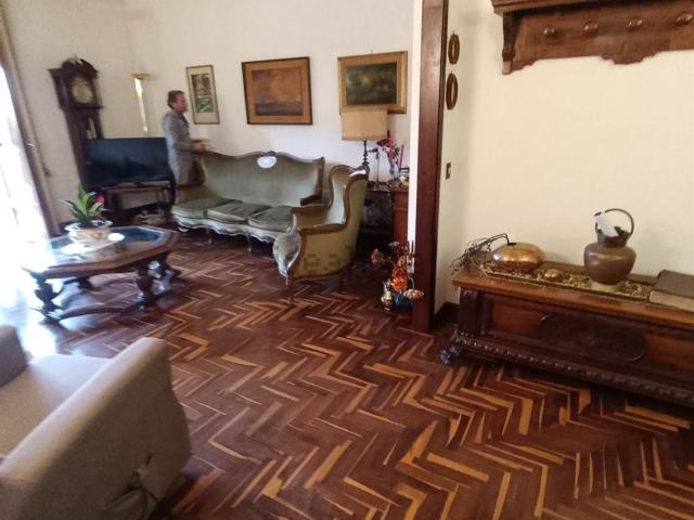 Appartamento in vendita di 135 m² in Via Luca Signorelli, 27