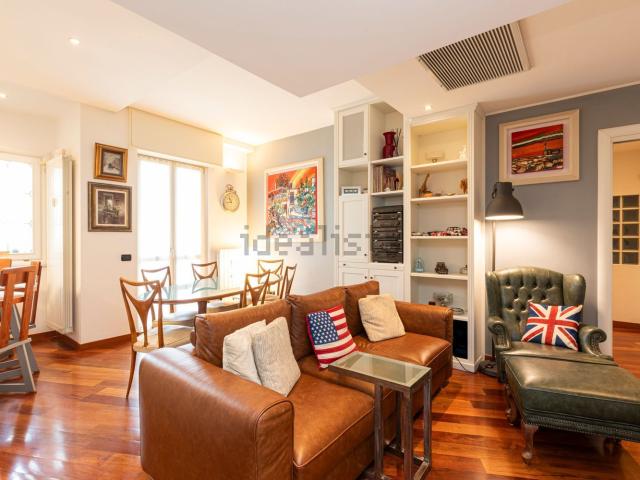 Appartamento in vendita di 135 m² in Via Luigi Settembrini, 27