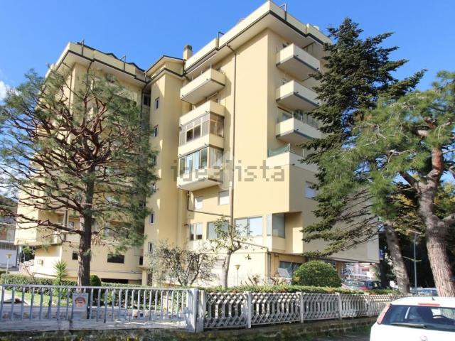 Appartamento in vendita di 135 m² in Via Luigi Pirandello, 5