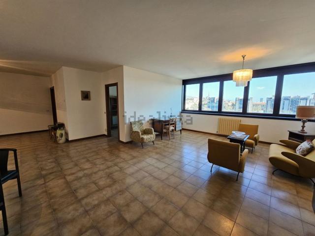 Appartamento in vendita di 135 m² in Via Luigi Pirandello