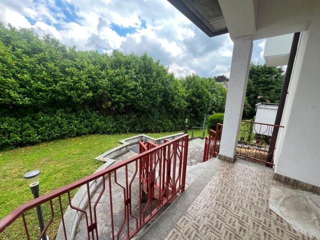 Appartamento in vendita di 135 m² in Via Michelangelo Buonarroti