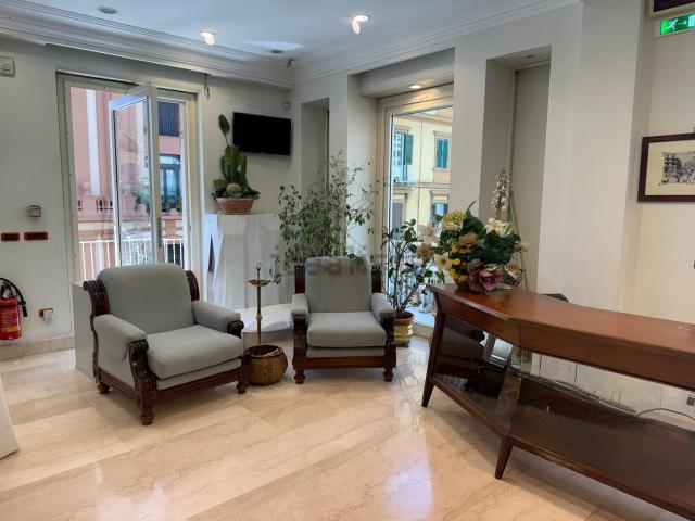 Appartamento in vendita di 135 m² in Via Michele Kerbaker