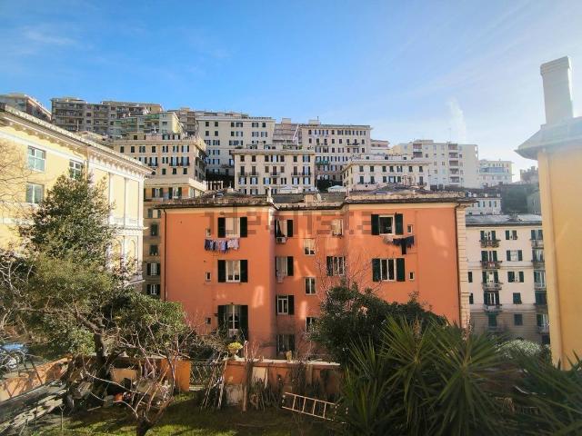 Appartamento in vendita di 135 m² in Via Napoli