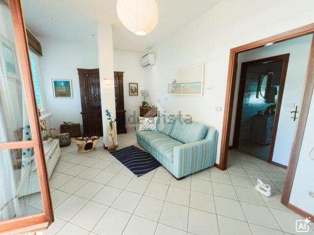 Appartamento in vendita di 135 m² in Via Salvatore Pironi