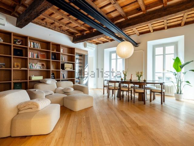 Appartamento in vendita di 135 m² in Via San Giovanni Bosco, 3