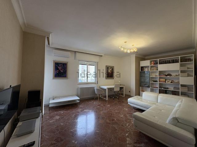 Appartamento in vendita di 135 m² in Via San Giovanni Bosco, 60