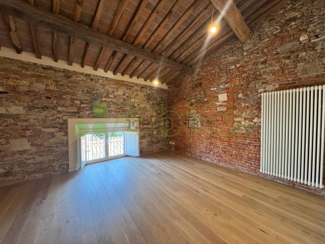 Appartamento in vendita di 135 m² in Via Sant&apos Andrea