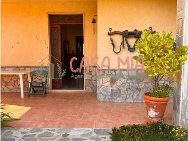Appartamento in vendita di 135 m² in Via Silvio Pellico