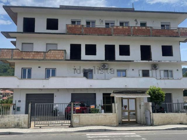 Appartamento in vendita di 135 m² in Via Stazione