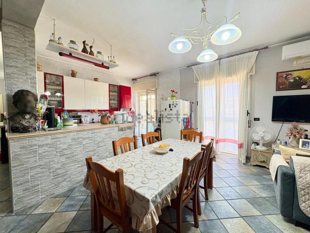 Appartamento in vendita di 135 m² in Via Svizzera