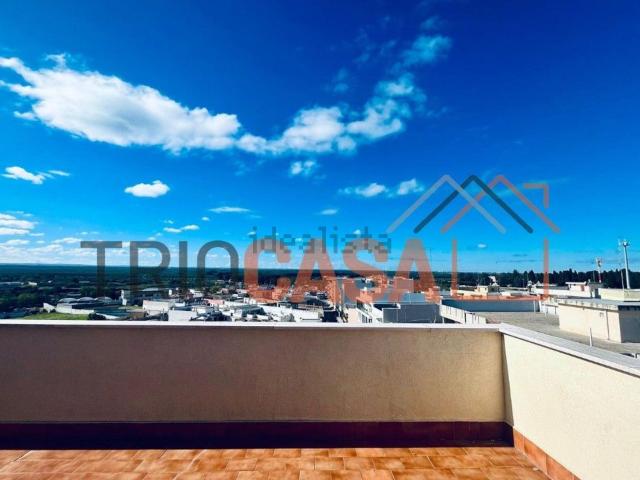 Appartamento in vendita di 135 m² in Via Palombaio