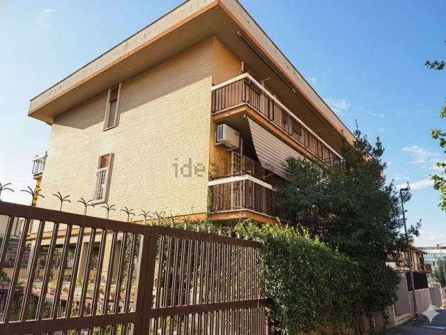 Appartamento in vendita di 135 m² in Via Paolo Anesi